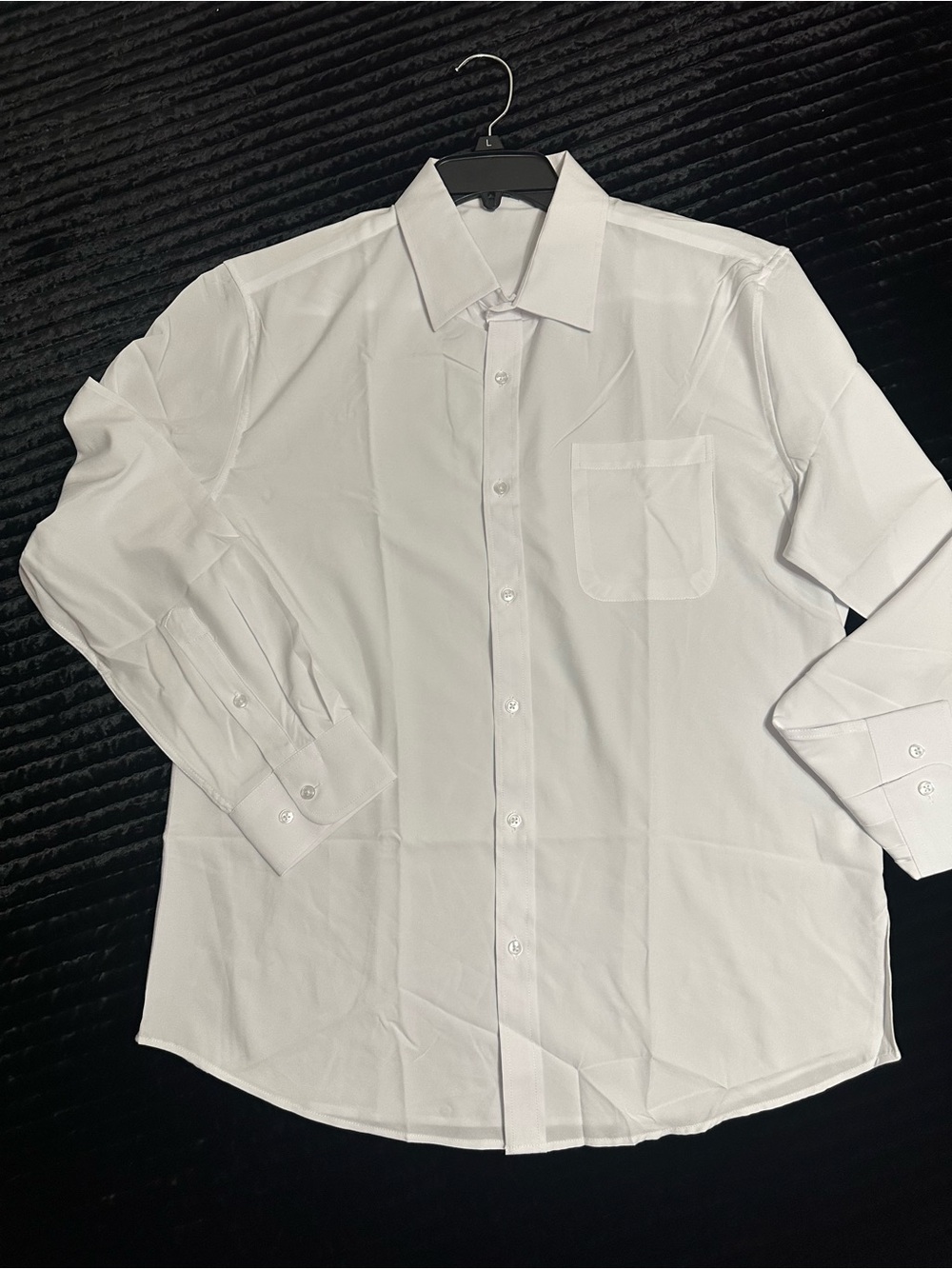 Source Unknown Men's White Dress Shirt - Classic Button-Down